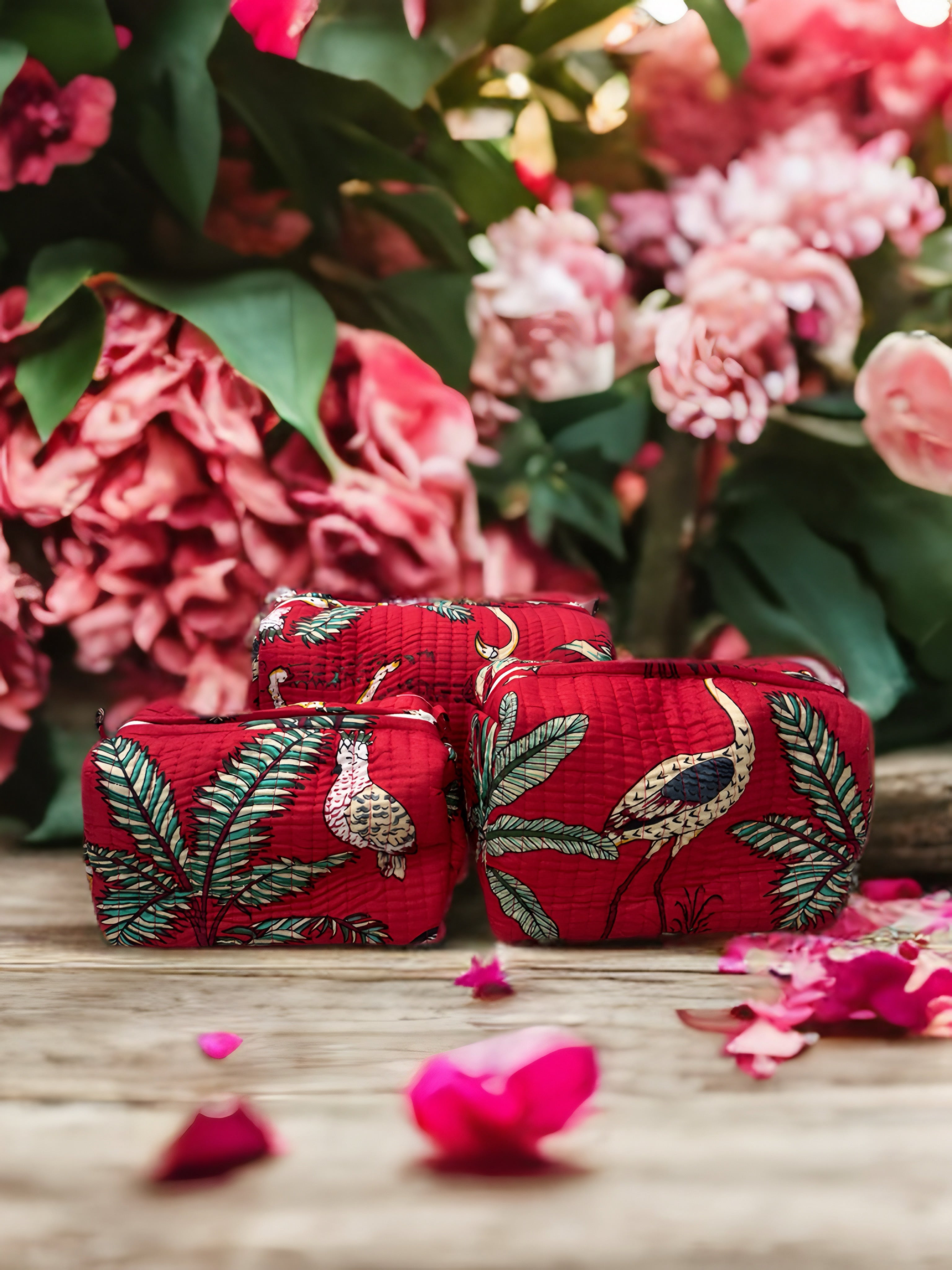 Red Crane Print Quilted Travel Bag Set