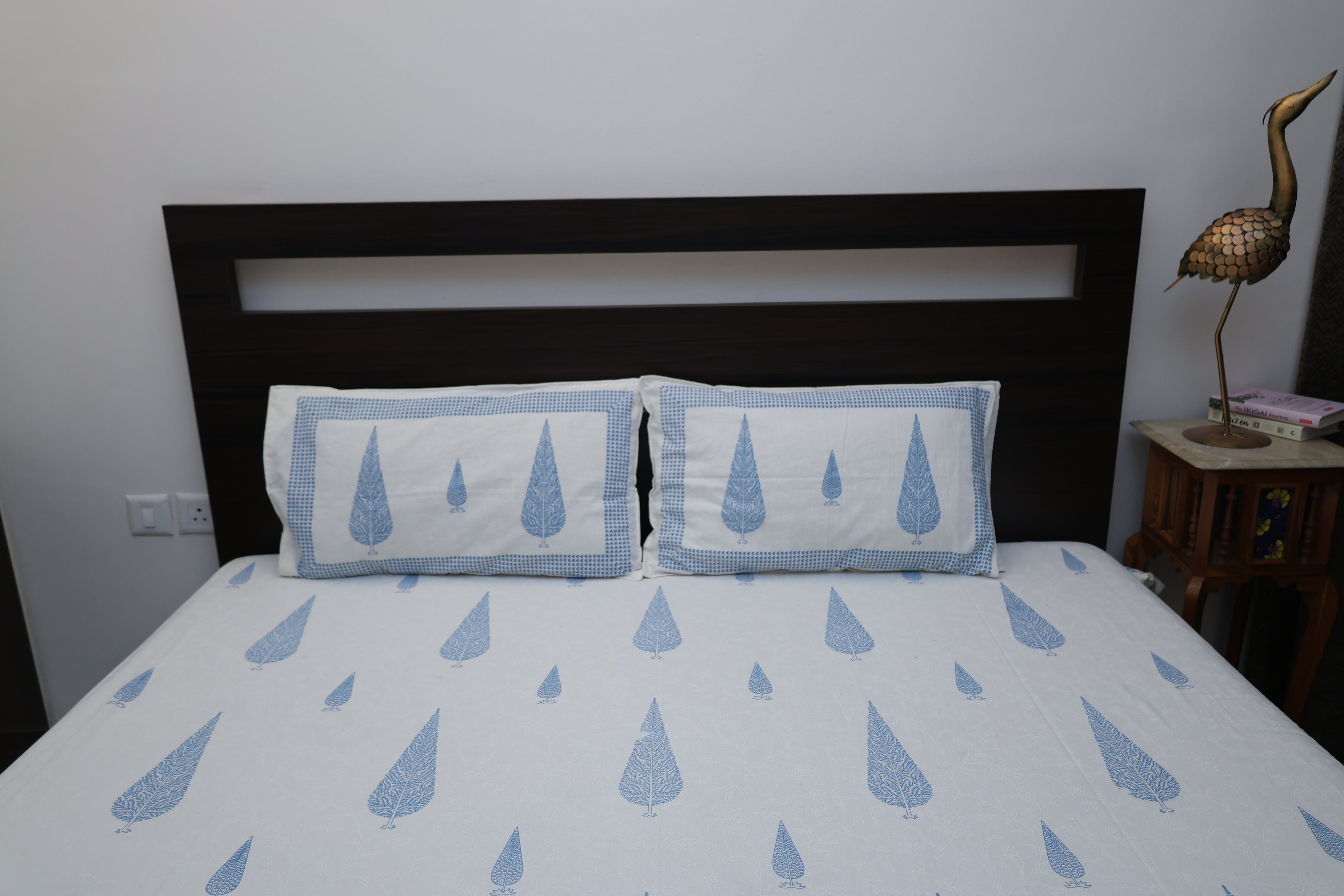 White & Sky Blue Cypress  Cotton Bed Sheet with Pillow Covers- Double Bed Sheet