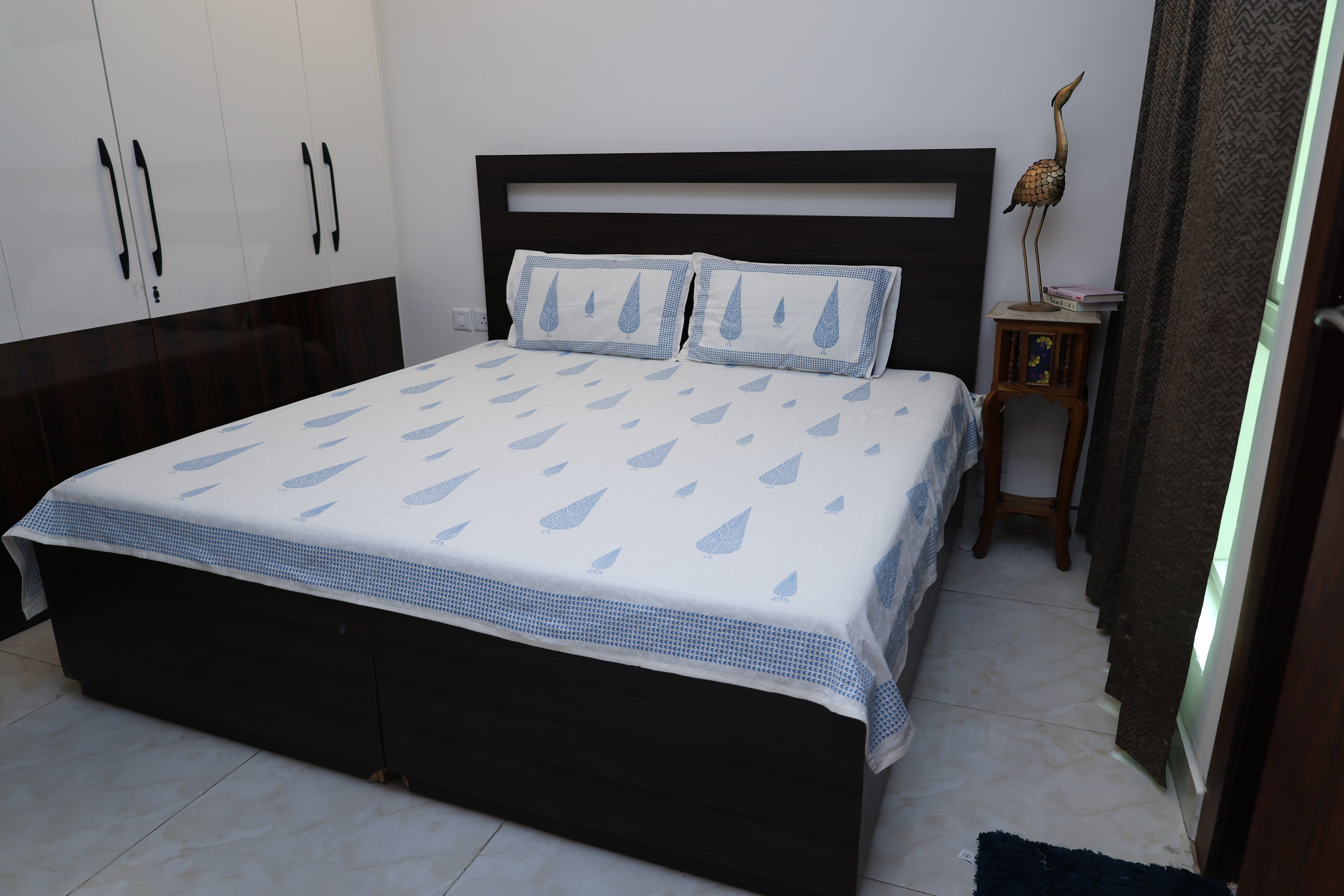 White & Sky Blue Cypress  Cotton Bed Sheet with Pillow Covers- Double Bed Sheet