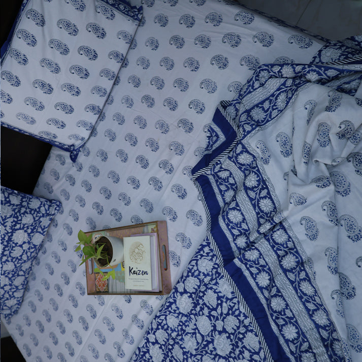 White & Indigo Paisley Floral Hand Block Cotton Mulmul Reversible Dohar Double Bed with King Size Bed Sheet Pillow Cover Combo