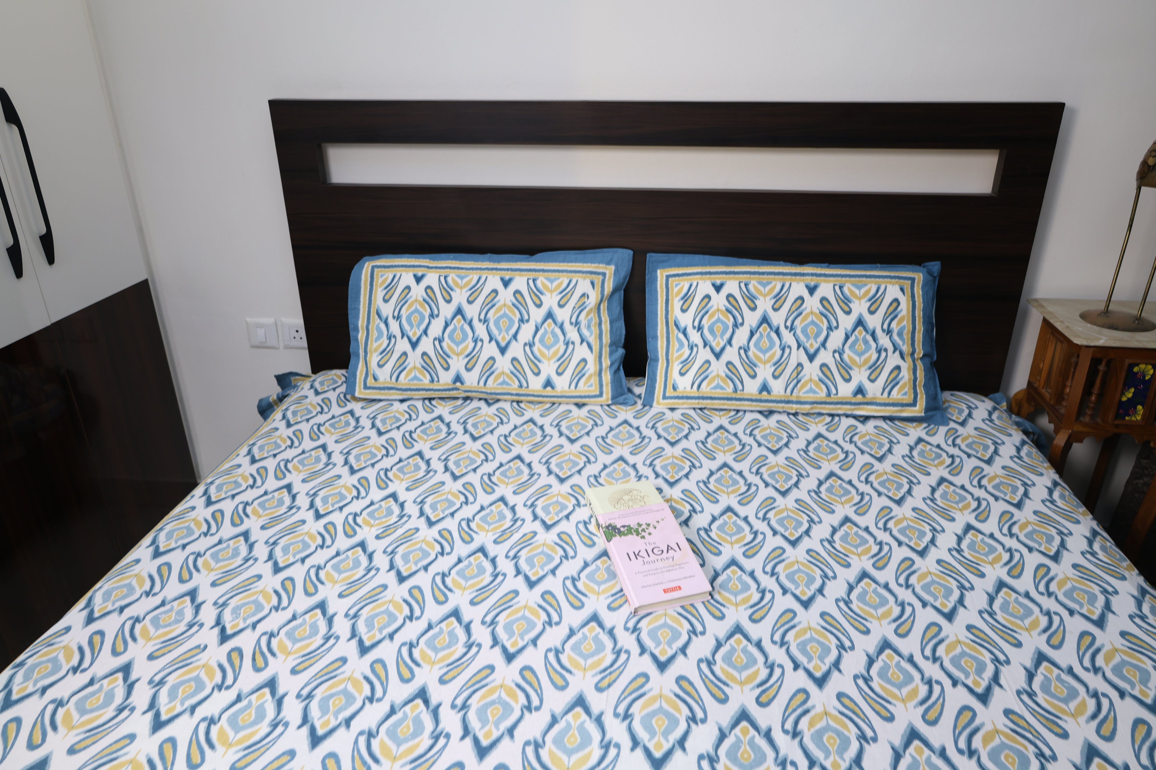 White & Blue-Mustard Ikat Cotton Bed Sheet with Pillow Covers –Double Bed Sheet