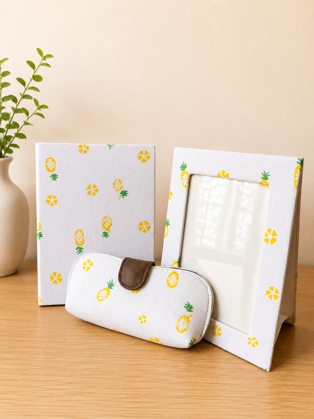 Handcrafted Cotton Bloom Gift Set with Pineapple Print – Handcrafted Everyday Essentials
